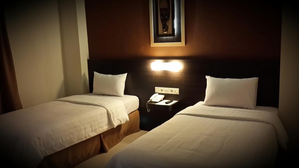 The Waigo Hotel 索龙 外观 照片