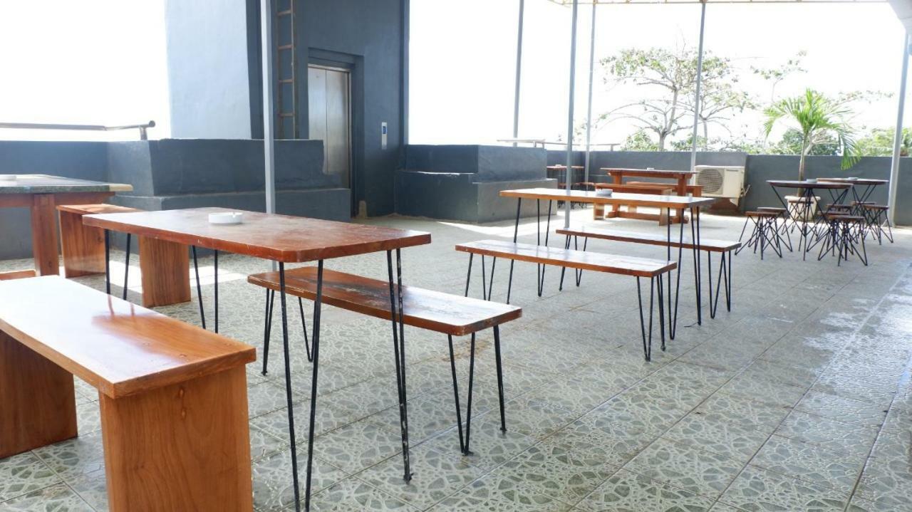 The Waigo Hotel 索龙 外观 照片